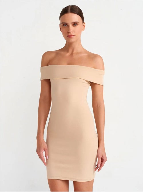 DILVIN Robe Mini Moulante À Épaules Dénudées - Kiabi DILVIN Robe Mini Moulante À Épaules Dénudées - Kiabi