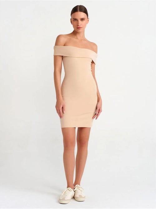 DILVIN Robe Mini Moulante À Épaules Dénudées - Kiabi DILVIN Robe Mini Moulante À Épaules Dénudées - Kiabi