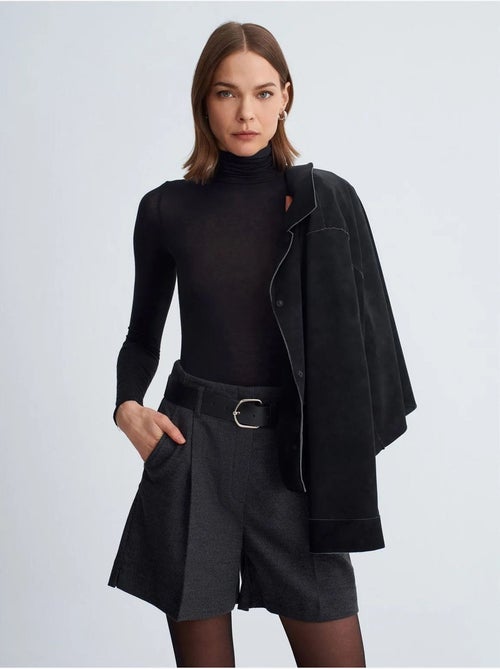 DILVIN Short Tailleur À Taille Haute Et Ceinture - Kiabi DILVIN Short Tailleur À Taille Haute Et Ceinture - Kiabi