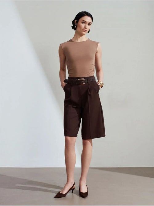 DILVIN Short Tailleur À Taille Haute Et Ceinture - Kiabi DILVIN Short Tailleur À Taille Haute Et Ceinture - Kiabi