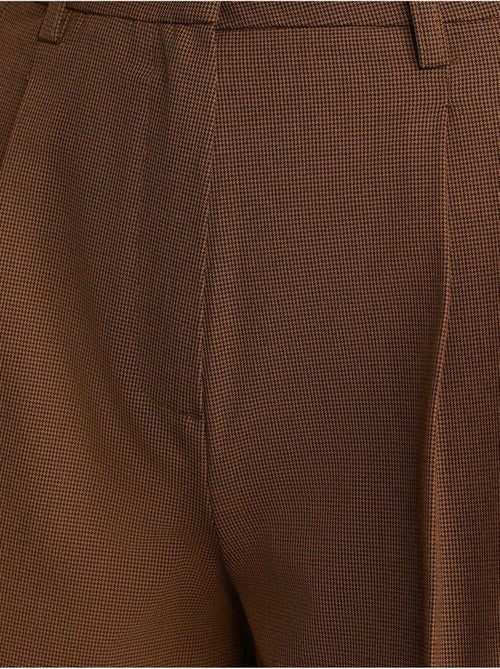 DILVIN Short Tailleur En Crêpe À Taille Haute - Kiabi DILVIN Short Tailleur En Crêpe À Taille Haute - Kiabi