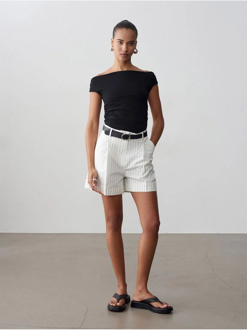 DILVIN Short Tailleur Rayé À Taille Haute Et Ceinture Blanc cassé - Kiabi