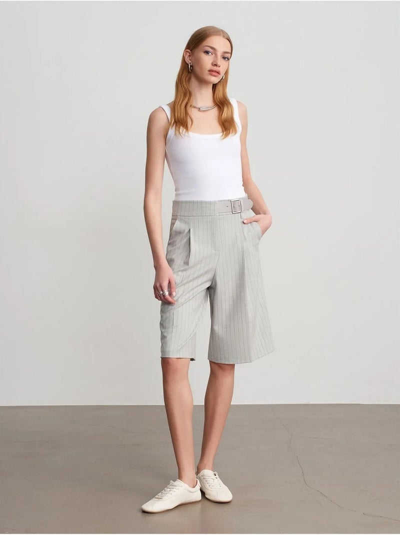 DILVIN Short Tailleur Rayé À Taille Haute Et Ceinture Gris clair - Kiabi