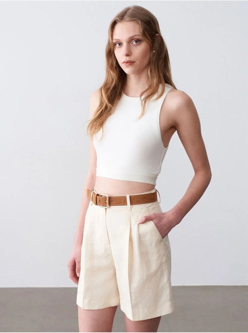 DILVIN Short Tailleur Taille Haute À Jambe Large - Kiabi DILVIN Short Tailleur Taille Haute À Jambe Large - Kiabi