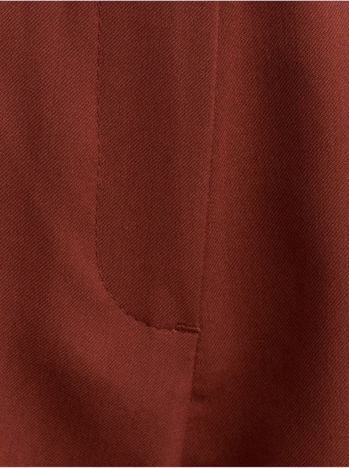 DILVIN Short Tailleur Taille Haute Avec Ceinture - Kiabi DILVIN Short Tailleur Taille Haute Avec Ceinture - Kiabi