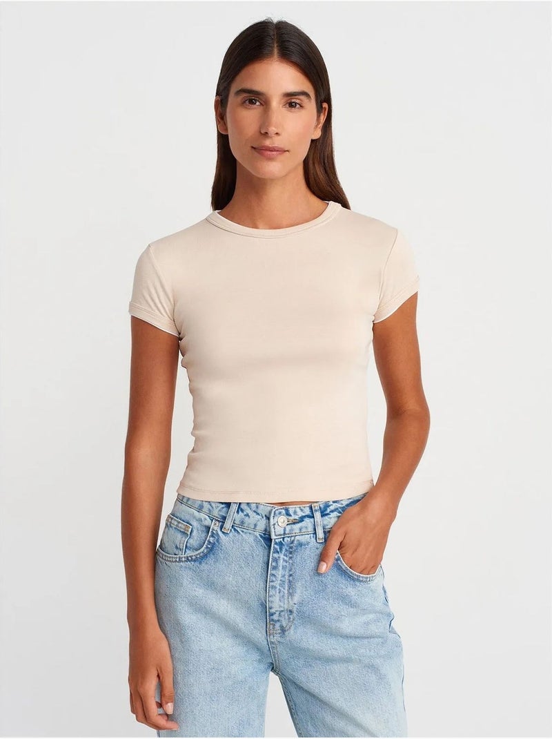 DILVIN T-shirt Court En Coton, Coupe Ajustée, Femme Crème - Kiabi