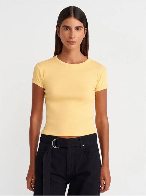 DILVIN T-shirt Court En Coton, Coupe Ajustée, Femme - Kiabi DILVIN T-shirt Court En Coton, Coupe Ajustée, Femme - Kiabi