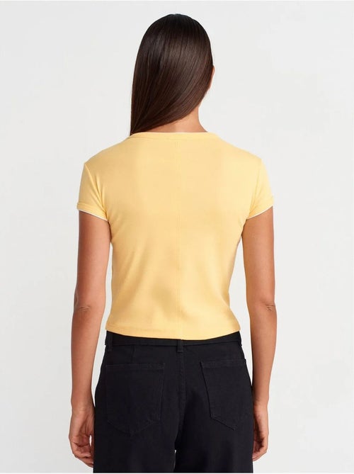 DILVIN T-shirt Court En Coton, Coupe Ajustée, Femme - Kiabi DILVIN T-shirt Court En Coton, Coupe Ajustée, Femme - Kiabi