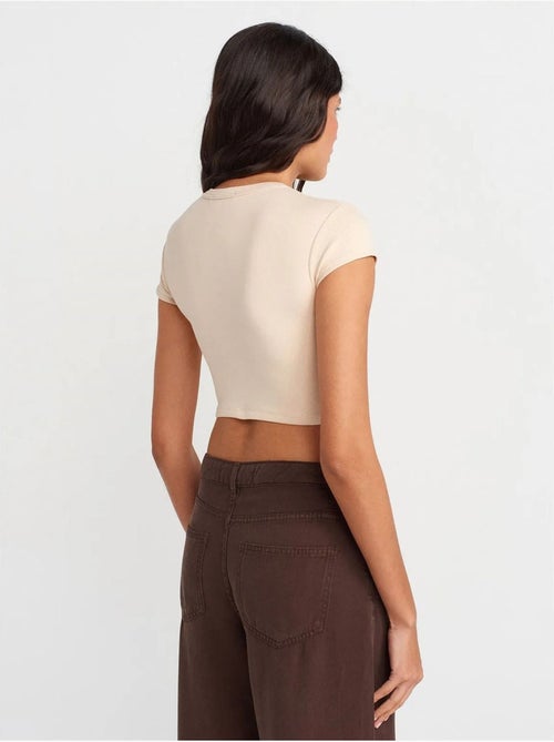 DILVIN T-shirt Court Femme Coupe Ajustée Col Rond - Kiabi DILVIN T-shirt Court Femme Coupe Ajustée Col Rond - Kiabi