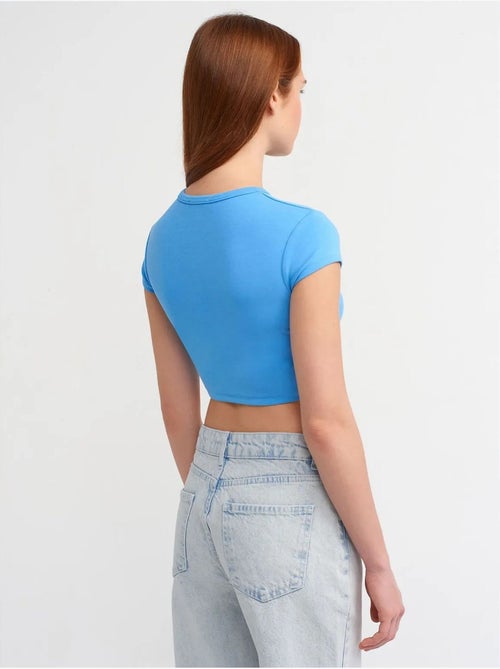 DILVIN T-shirt Court Femme, Coupe Ajustée, Col Rond - Kiabi DILVIN T-shirt Court Femme, Coupe Ajustée, Col Rond - Kiabi