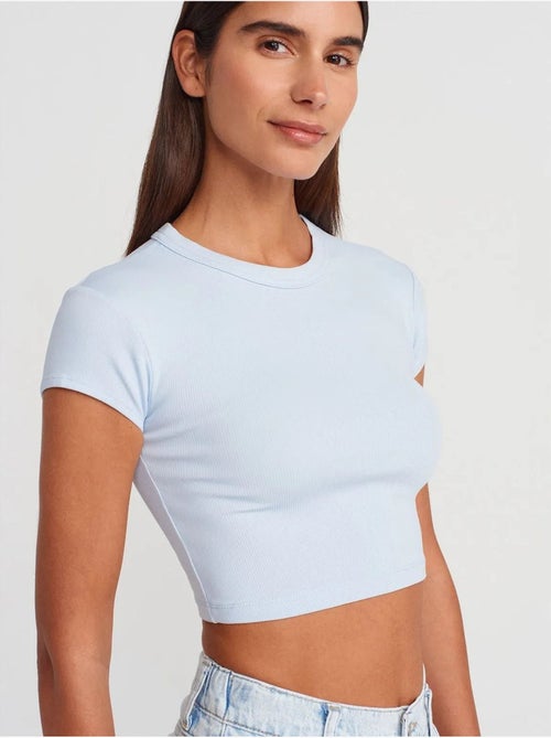 DILVIN T-shirt Court Femme Coupe Ajustée Col Rond - Kiabi DILVIN T-shirt Court Femme Coupe Ajustée Col Rond - Kiabi