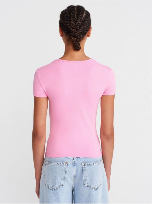 DILVIN T-shirt Court Femme, Coupe Ajustée, Col Rond - Kiabi DILVIN T-shirt Court Femme, Coupe Ajustée, Col Rond - Kiabi