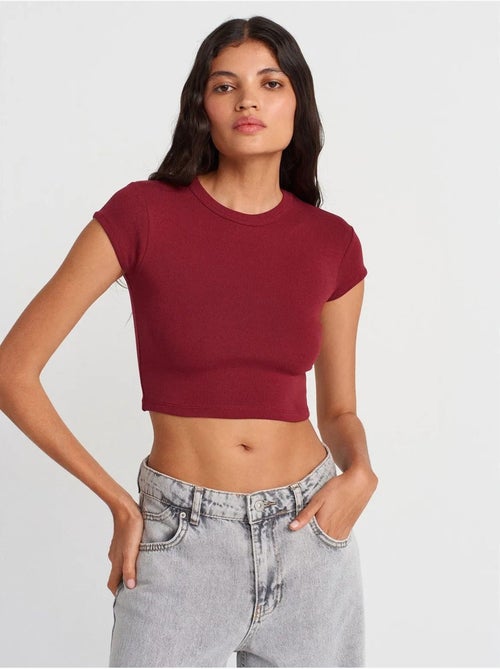 DILVIN T-shirt Court Femme Coupe Ajustée Col Rond - Kiabi
