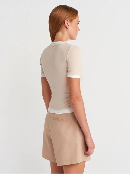 DILVIN T-shirt Crop Femme Coupe Slim À Col Rond - Kiabi DILVIN T-shirt Crop Femme Coupe Slim À Col Rond - Kiabi