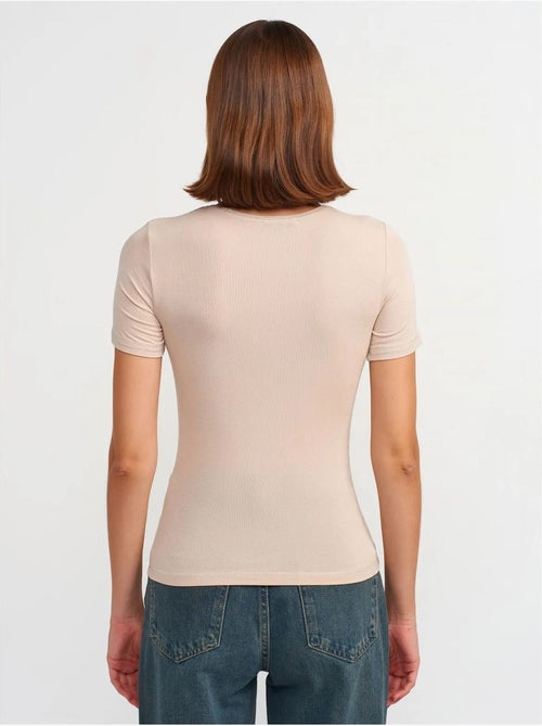 DILVIN T-shirt Femme Coupe Ajustée À Col Rond - Kiabi DILVIN T-shirt Femme Coupe Ajustée À Col Rond - Kiabi