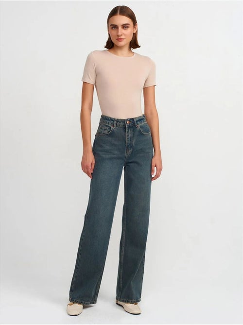 DILVIN T-shirt Femme Coupe Ajustée À Col Rond - Kiabi DILVIN T-shirt Femme Coupe Ajustée À Col Rond - Kiabi