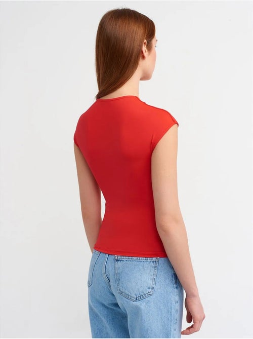 DILVIN T-shirt Femme Coupe Ajustée Col Rond - Kiabi DILVIN T-shirt Femme Coupe Ajustée Col Rond - Kiabi