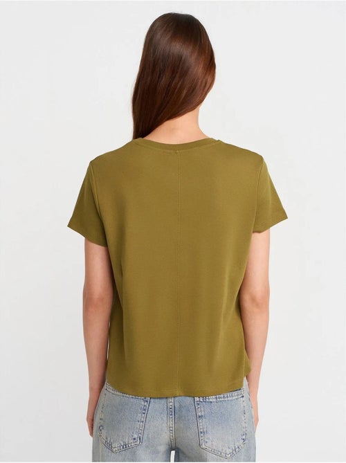 DILVIN T-shirt Femme En Coton À Col Rond Côtelé - Kiabi DILVIN T-shirt Femme En Coton À Col Rond Côtelé - Kiabi