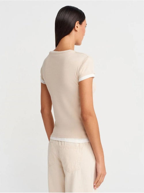 DILVIN T-shirt Femme En Coton À Col V Et Patte De Boutonnage - Kiabi