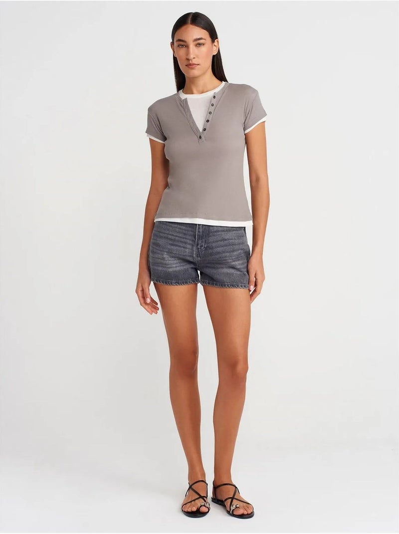 DILVIN T-shirt Femme En Coton À Col V Et Patte De Boutonnage Gris - Kiabi