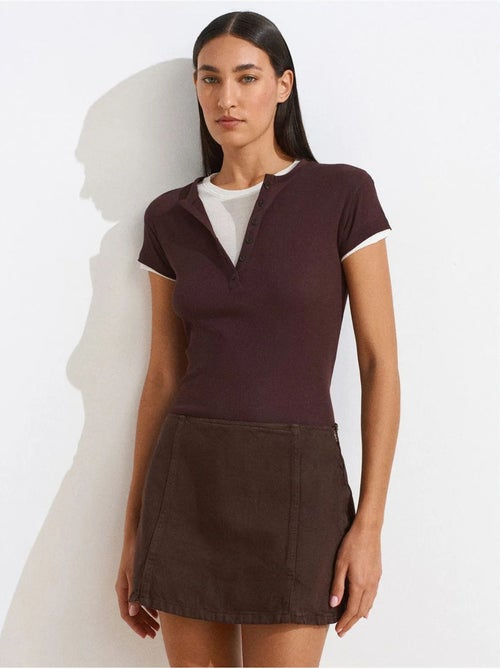 DILVIN T-shirt Femme En Coton À Col V Et Patte De Boutonnage - Kiabi DILVIN T-shirt Femme En Coton À Col V Et Patte De Boutonnage - Kiabi