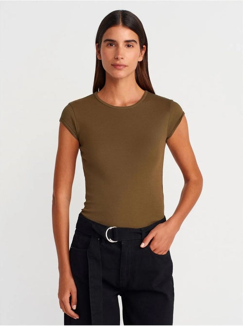 DILVIN T-shirt Femme En Coton, Coupe Ajustée, Col Rond - Kiabi DILVIN T-shirt Femme En Coton, Coupe Ajustée, Col Rond - Kiabi