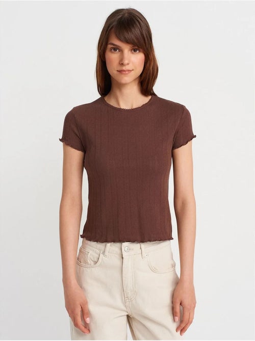 DILVIN T-shirt Femme En Coton, Coupe Slim, Col Rond - Kiabi DILVIN T-shirt Femme En Coton, Coupe Slim, Col Rond - Kiabi