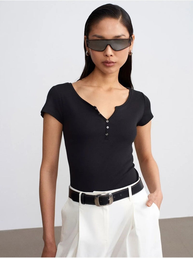 DILVIN T-shirt Femme En Coton, Coupe Slim, Col Rond Noir - Kiabi