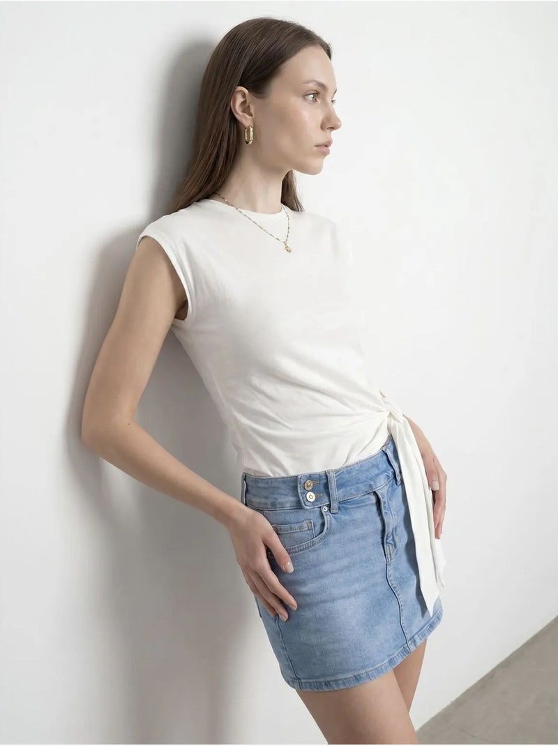 DILVIN T-shirt femme en coton sans manches à col rond et lien Ivoire - Kiabi