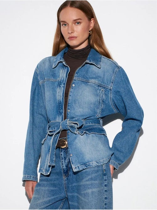 DILVIN Veste En Denim Ceinturée Pour Femme - Kiabi DILVIN Veste En Denim Ceinturée Pour Femme - Kiabi