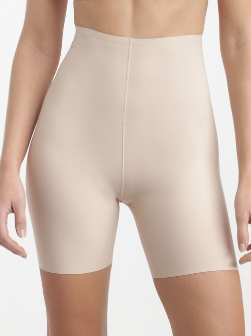 Dim silhouette, cycliste invisible sans couture - Kiabi Dim silhouette, cycliste invisible sans couture - Kiabi
