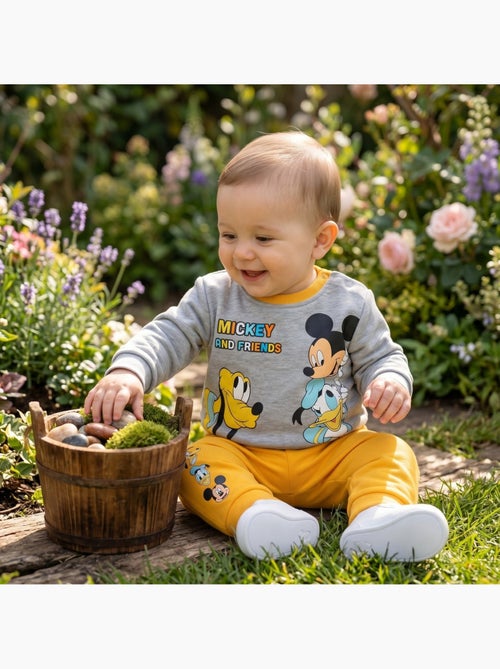 Disney - Ensemble de jogging, sweat et pantalon garçon - Kiabi Disney - Ensemble de jogging, sweat et pantalon garçon - Kiabi
