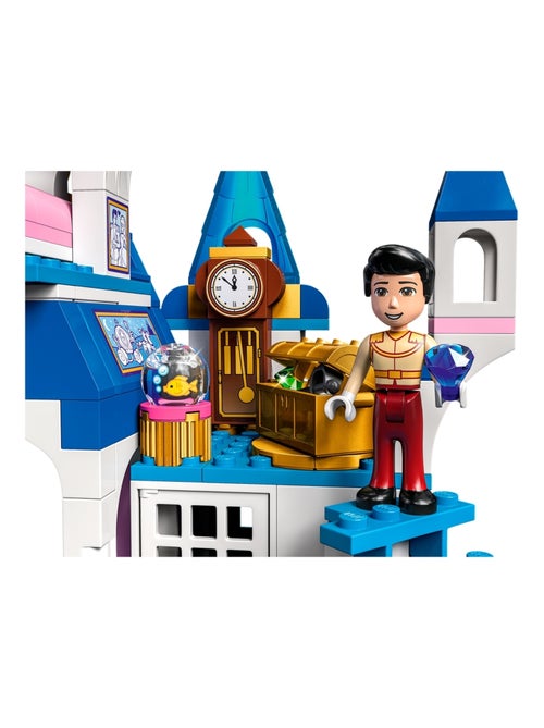 Disney Le château de Cendrillon et du Prince charmant - Kiabi