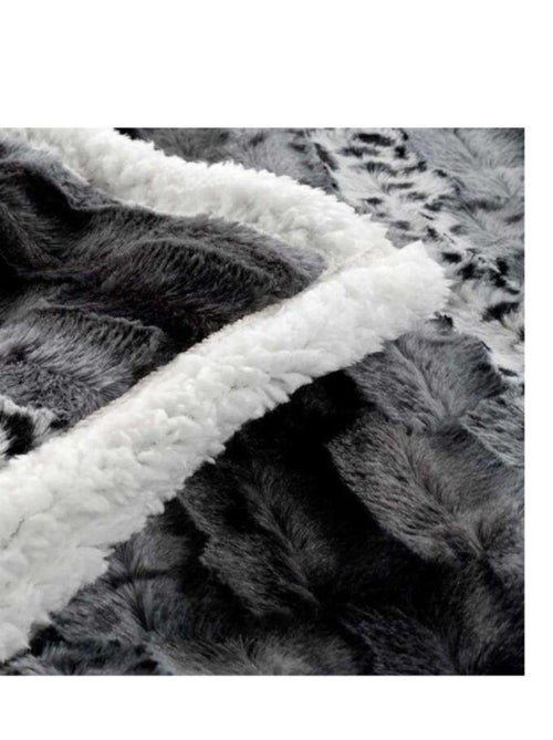 Douceur d'Intérieur - Plaid Grizzly - Gris - Kiabi Douceur d'Intérieur - Plaid Grizzly - Gris - Kiabi