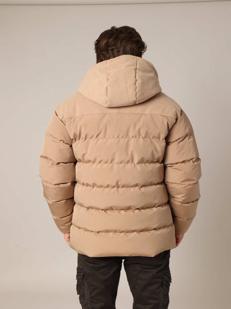 Doudoune à capuche avec empiècements en velours côtelé 'deeluxe' Beige sable - Kiabi