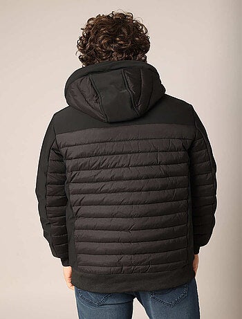 Doudoune à capuche avec poches zippées 'Deeluxe'