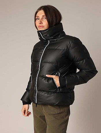 Doudoune avec col chaud amovible
'Deeluxe'