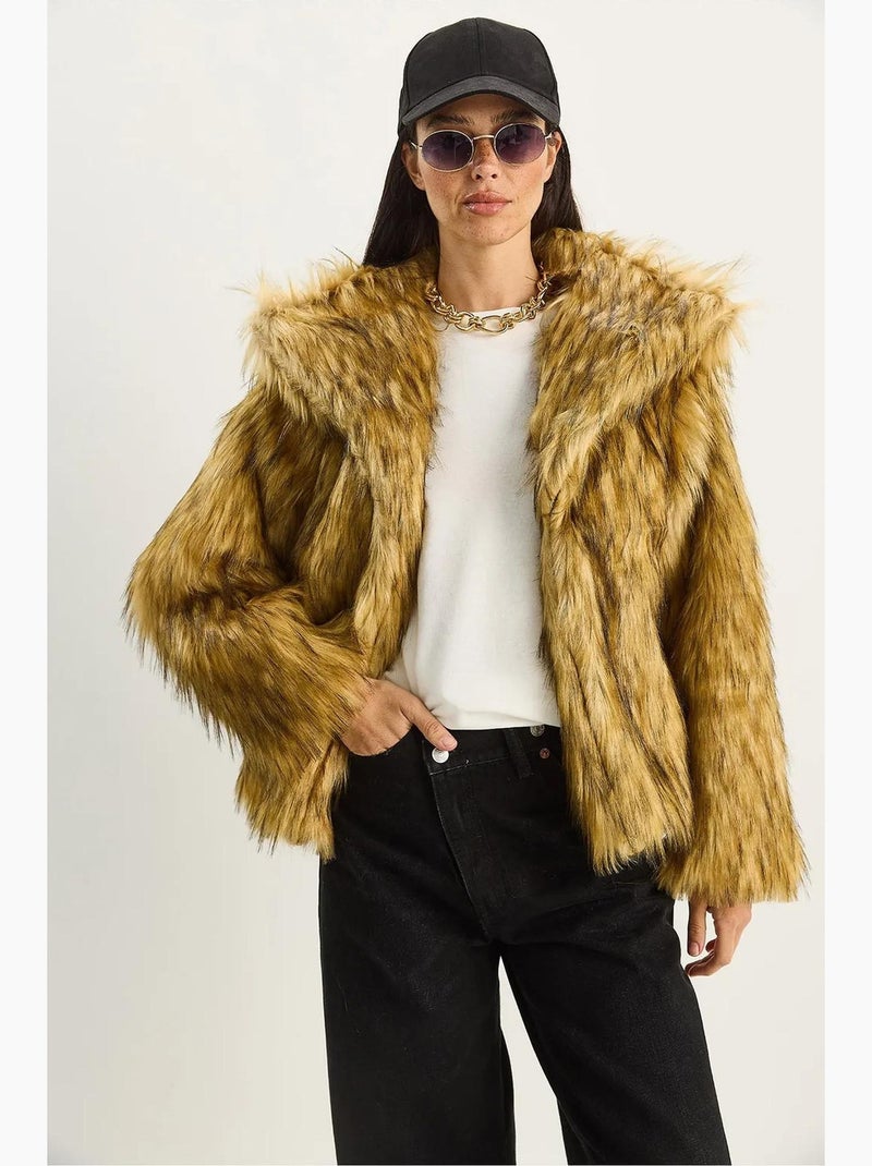 Doudoune boutonnée en peluche coupe décontractée avec col chemise lucci Camel - Kiabi