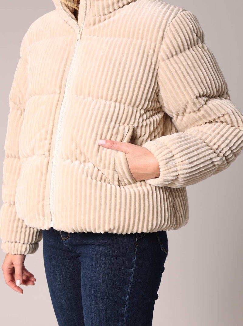 Doudoune courte col montant fermeture zippée 'Deeluxe' Beige argile - Kiabi