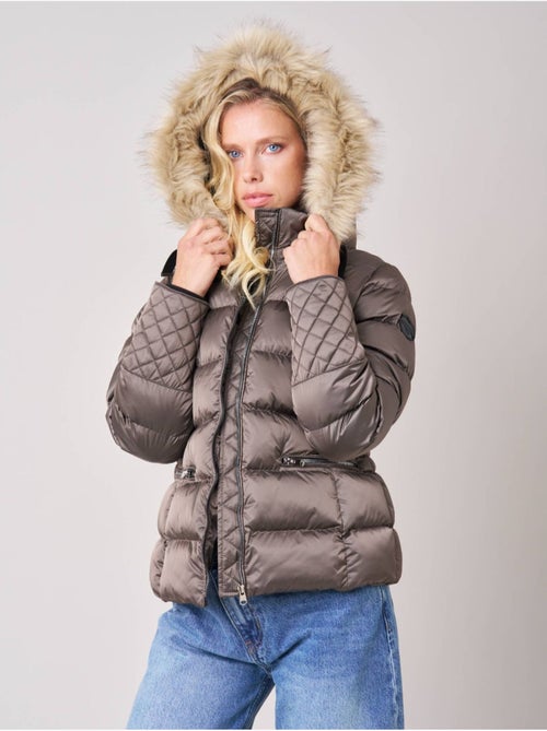 Doudoune femme avec capuche imitation fourrure 'deeluxe' - Kiabi