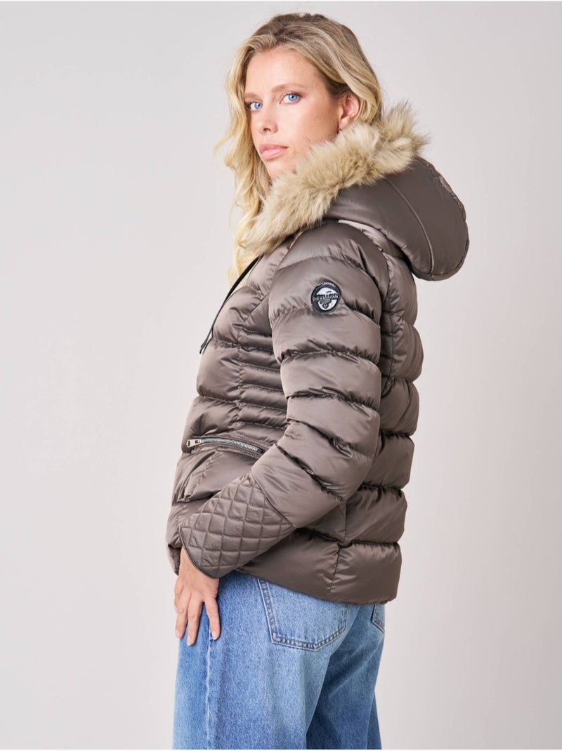 Doudoune femme avec capuche imitation fourrure 'deeluxe' Gris taupe - Kiabi