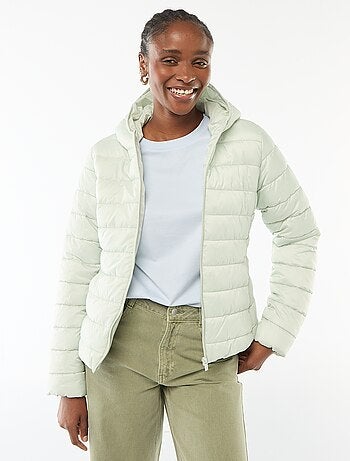 Doudoune légère à capuche unie