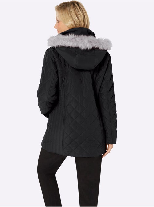 Doudoune matelassée à capuche amovible et empiècement en fourrure - Taille standard - Moda Vilona - Kiabi Doudoune matelassée à capuche amovible et empiècement en fourrure - Taille standard - Moda Vilona - Kiabi