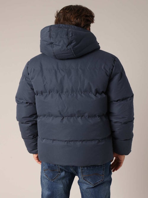 Doudoune matelassée avec capuche et doublure contrastée
 'Deeluxe' - Kiabi