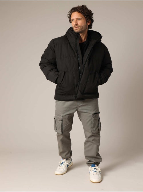 Doudoune matelassée avec capuche et doublure contrastée
 'Deeluxe' - Kiabi