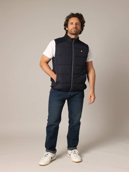 Doudoune matelassée zippée sans manches
 'Deeluxe' - Kiabi