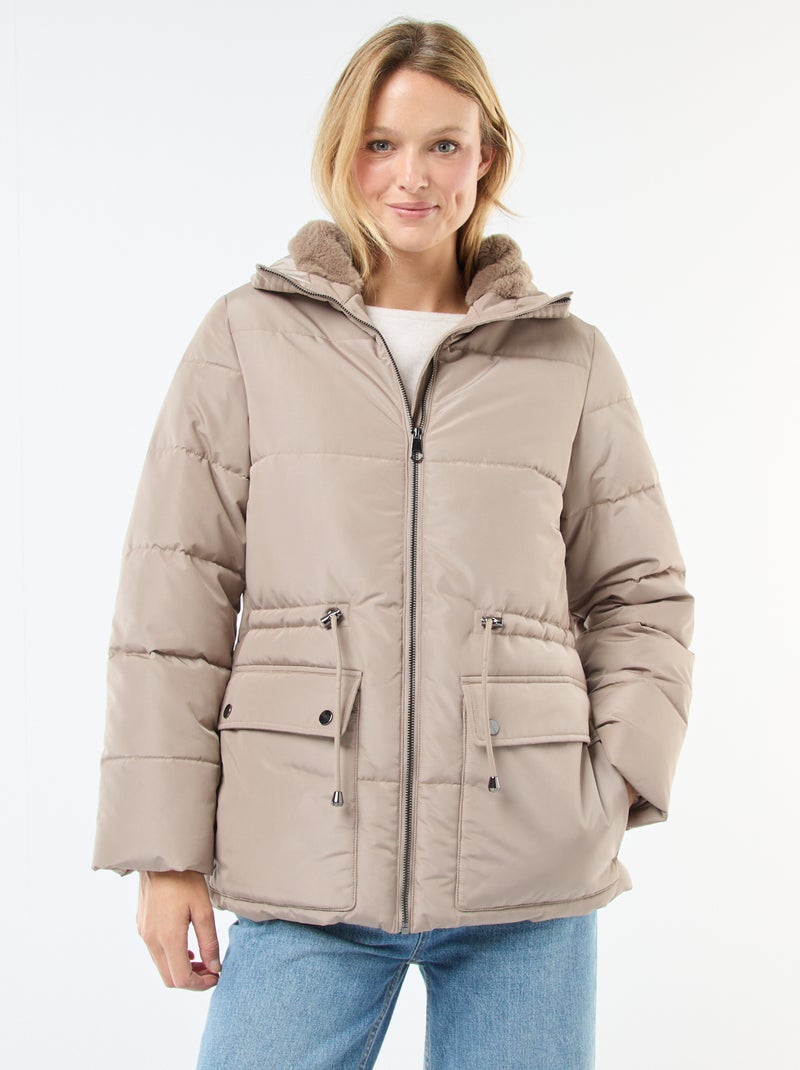 Doudoune mi-longue matelassée à capuche Beige - Kiabi