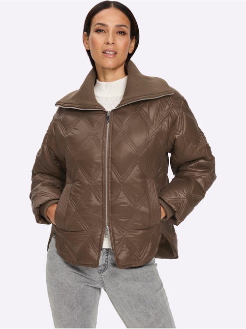 Doudoune Piquage Tendance - Taille Standard - Helline - Kiabi Doudoune Piquage Tendance - Taille Standard - Helline - Kiabi