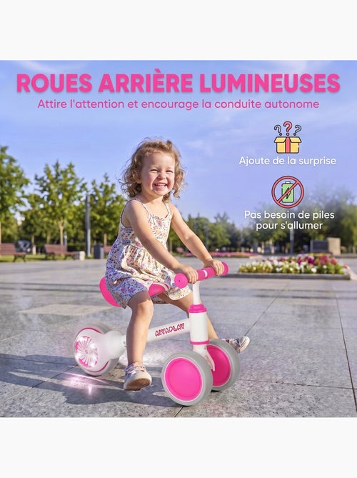 Draisienne enfant 3 roues roue ar lumineuse réglable - Kiabi Draisienne enfant 3 roues roue ar lumineuse réglable - Kiabi
