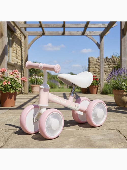 Draisienne enfant 4 roues led réglable rose - Kiabi Draisienne enfant 4 roues led réglable rose - Kiabi